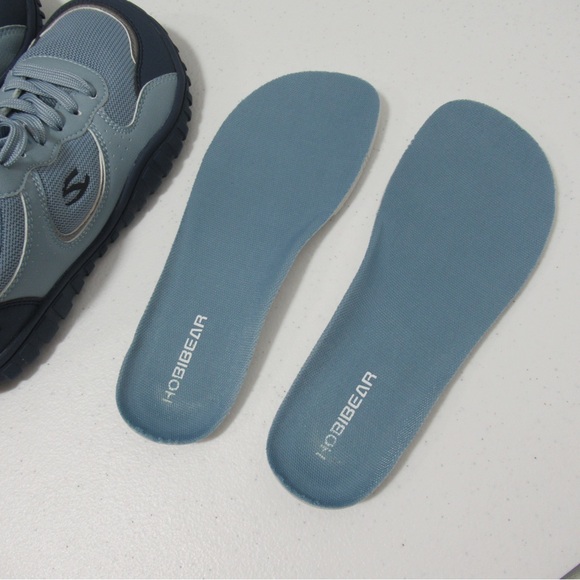 Hobibear Blue Wide Toe Sneakers Size 5 - Picture 10 of 11